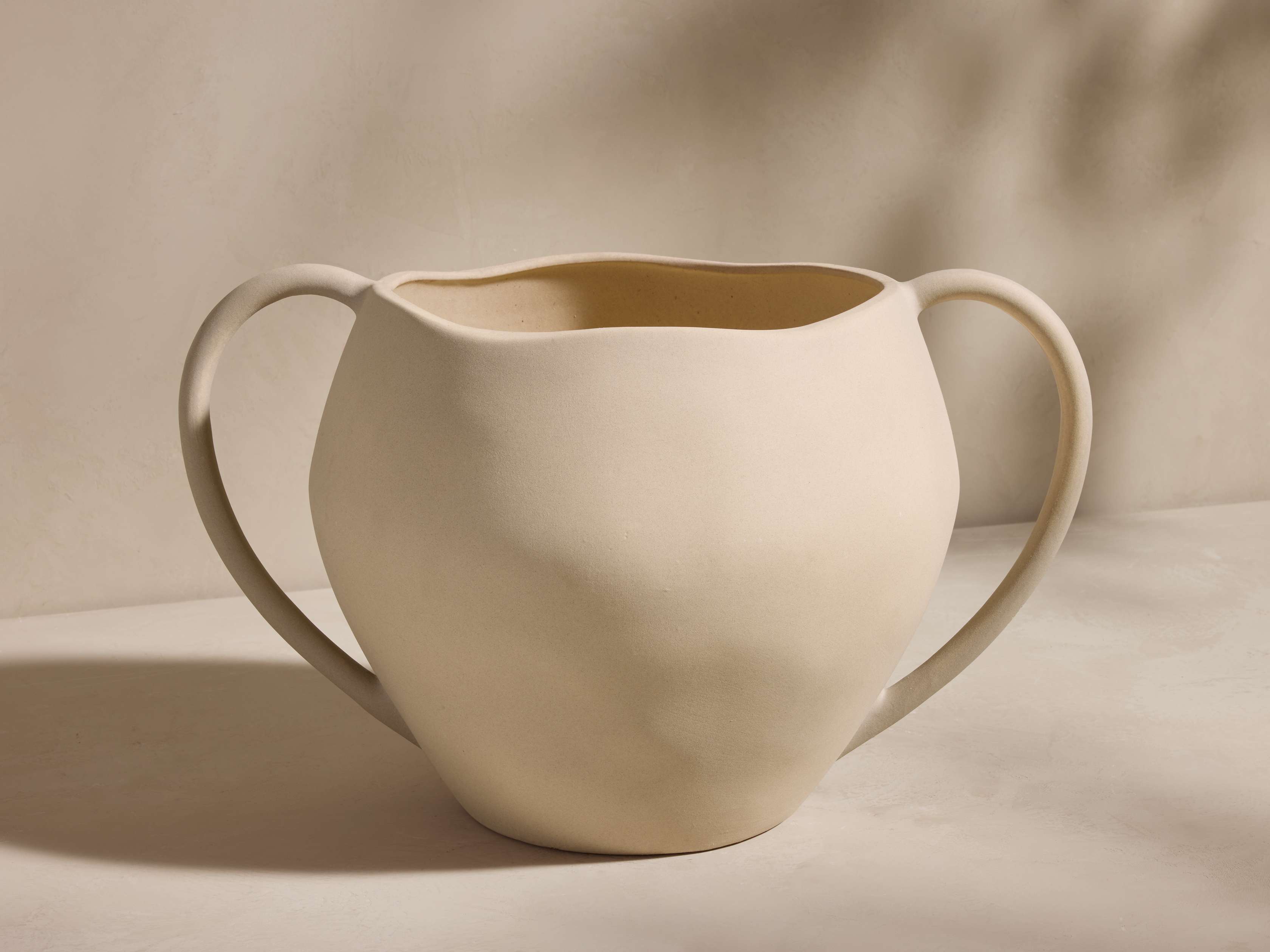 Calixta Double Handle Pot – Arhaus