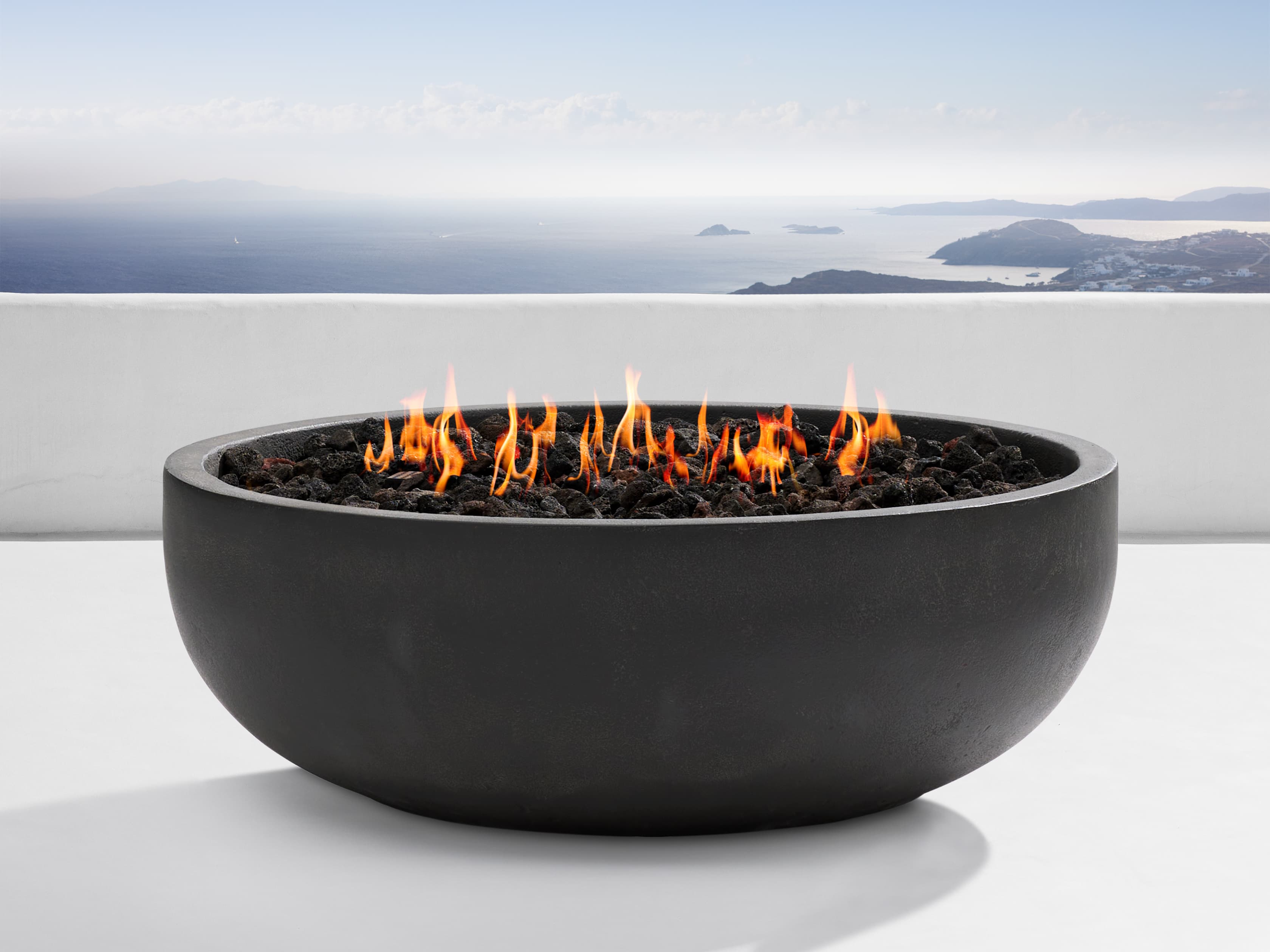 Carson Round Propane Fire Pit Arhaus