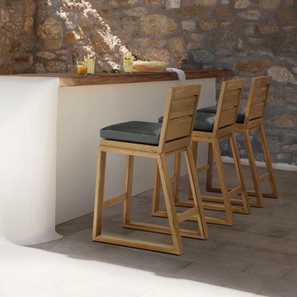 Outdoor Bar & Counter Stools Arhaus