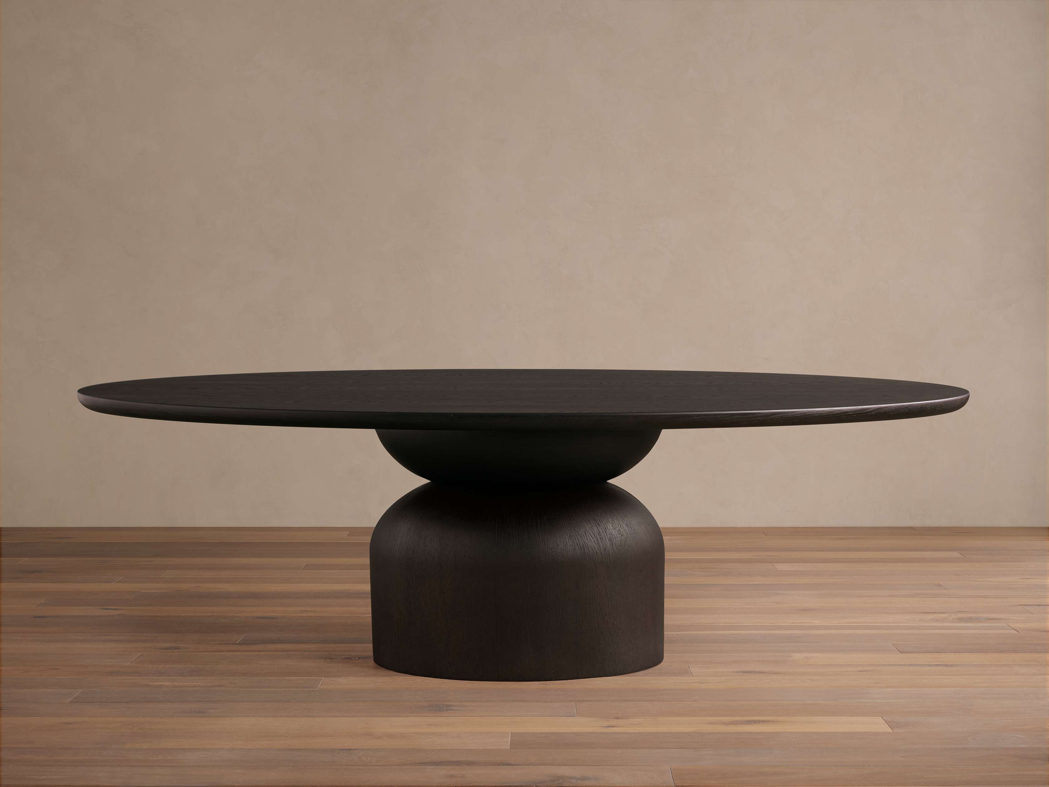 Perth Oval Dining Table – Arhaus