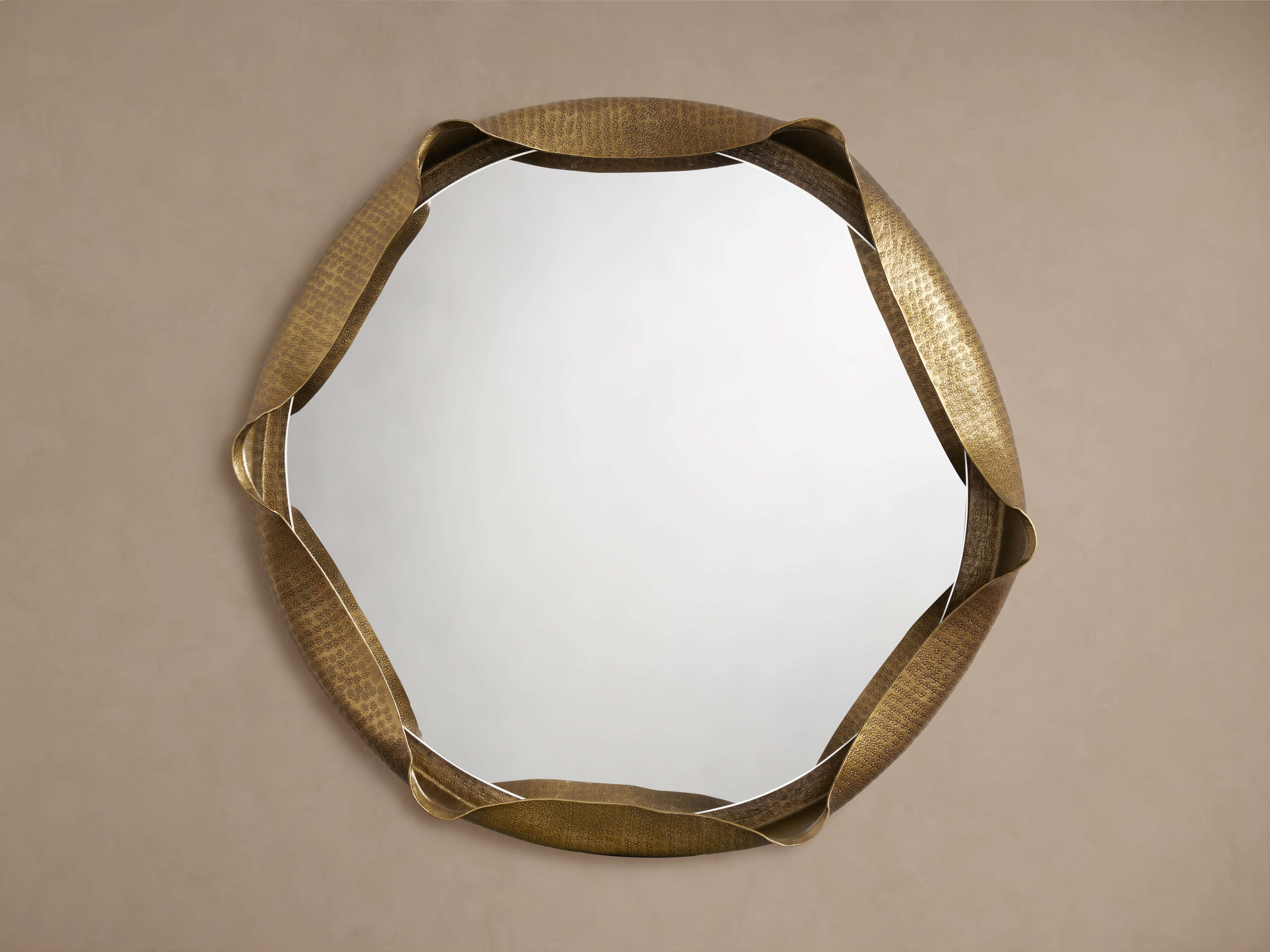 Nadaro Round Wall Mirror - Hand-Hammered Brass Design