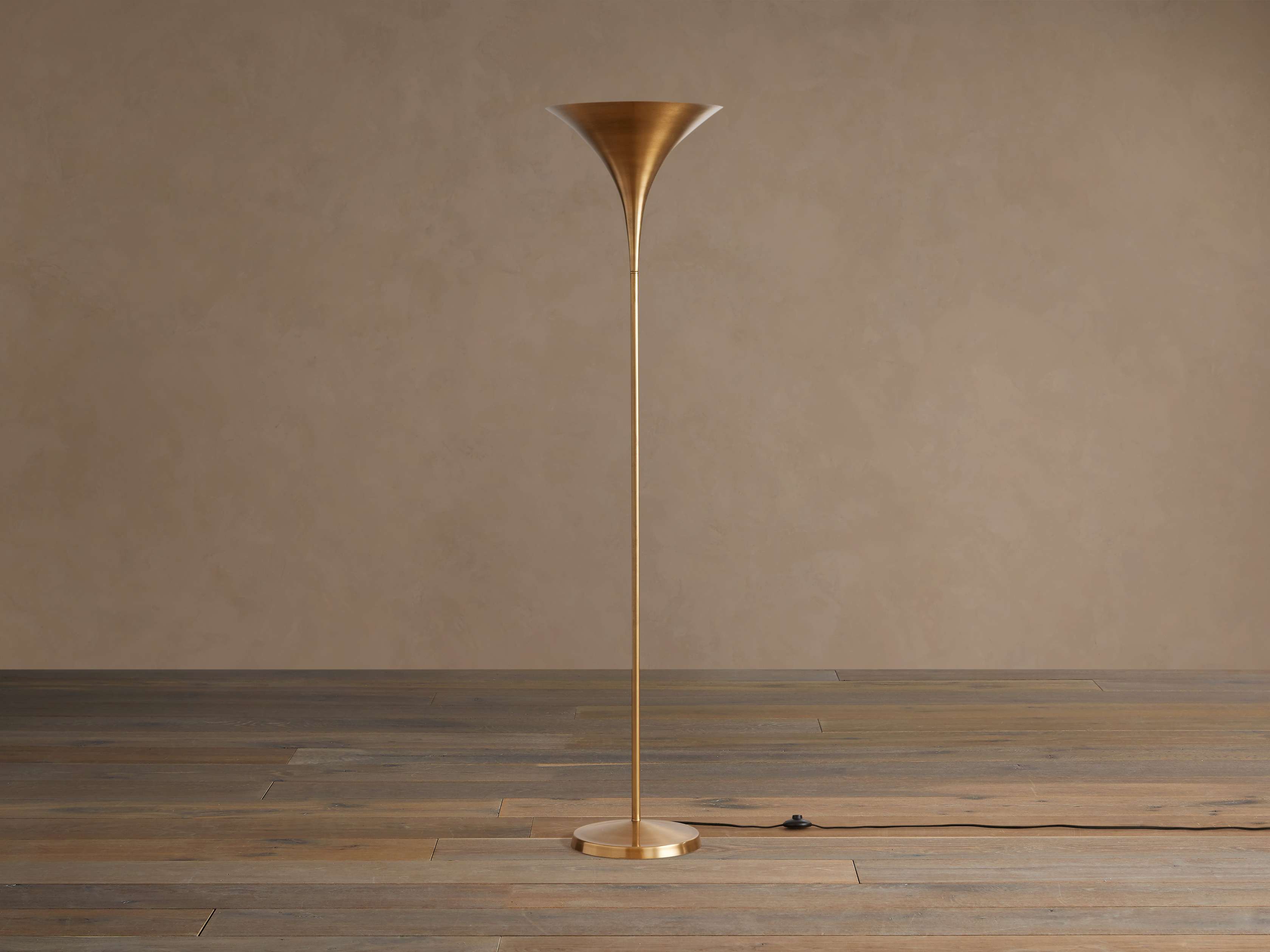 Tultz Floor Lamp